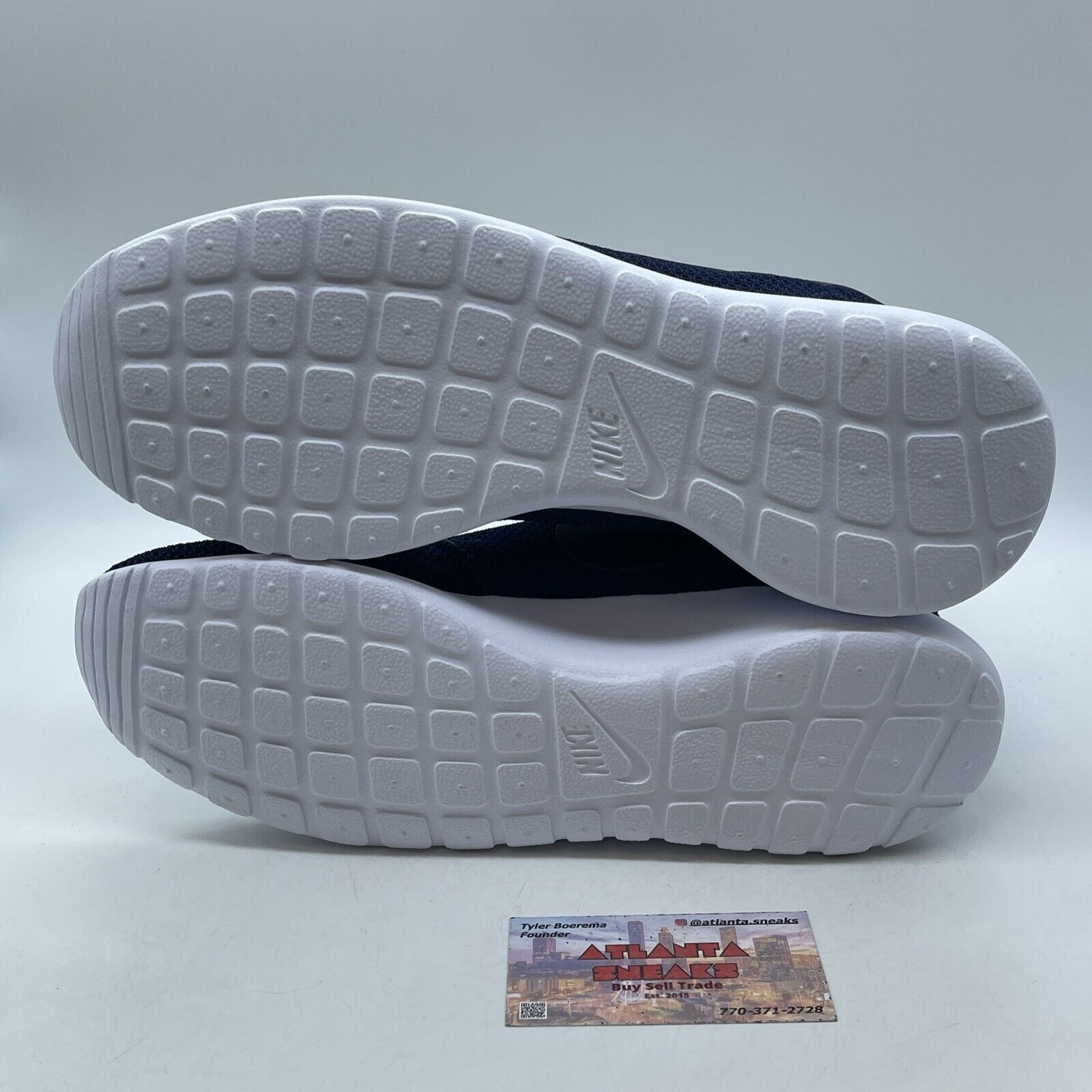 Size 9 - Nike Roshe Run Midnight Navy Black White Suede (511881-405)