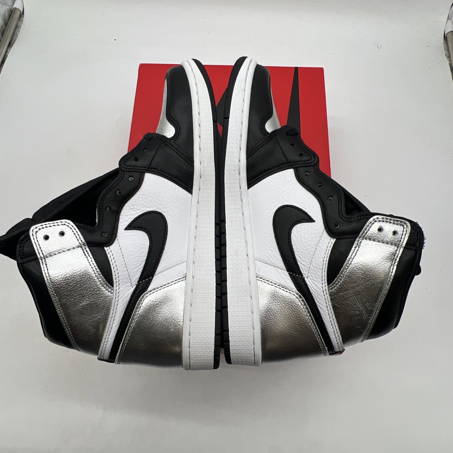 Size 11W - Air Jordan 1 High OG Metallic Silver (CD0461-001)
