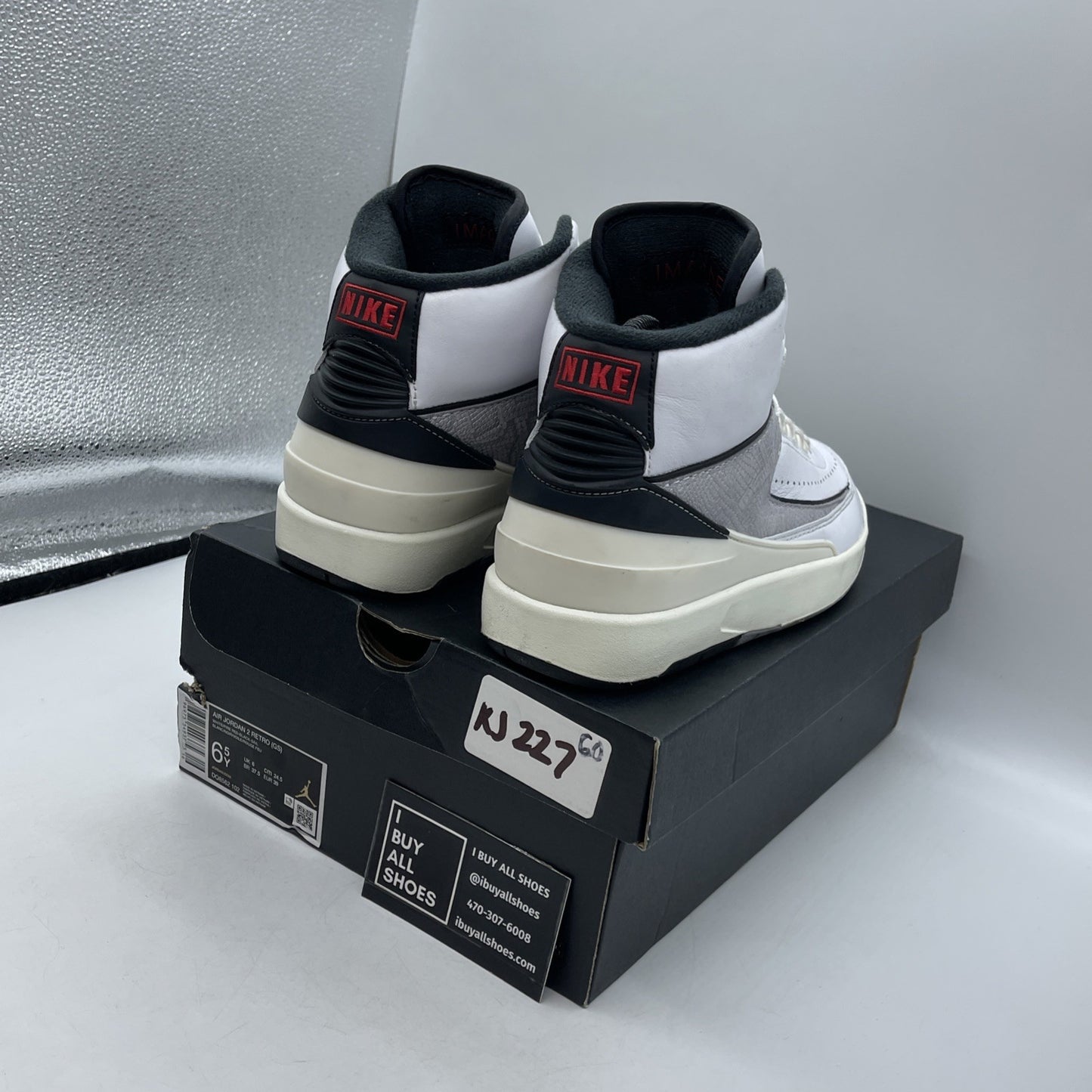 Size 6.5Y (GS) - Air Jordan 2 Retro Mid White Cement