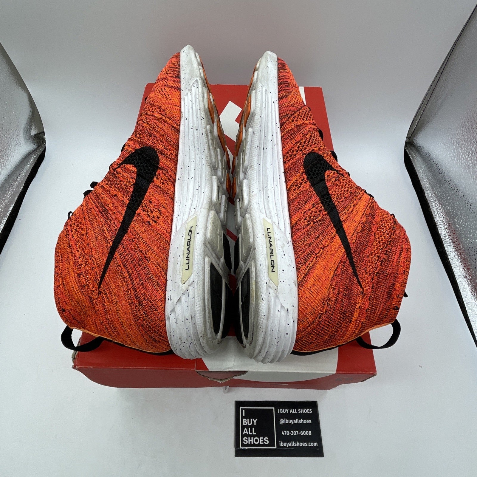 Size 10 - nike flyknit chukka Lunarlon (554969-500)