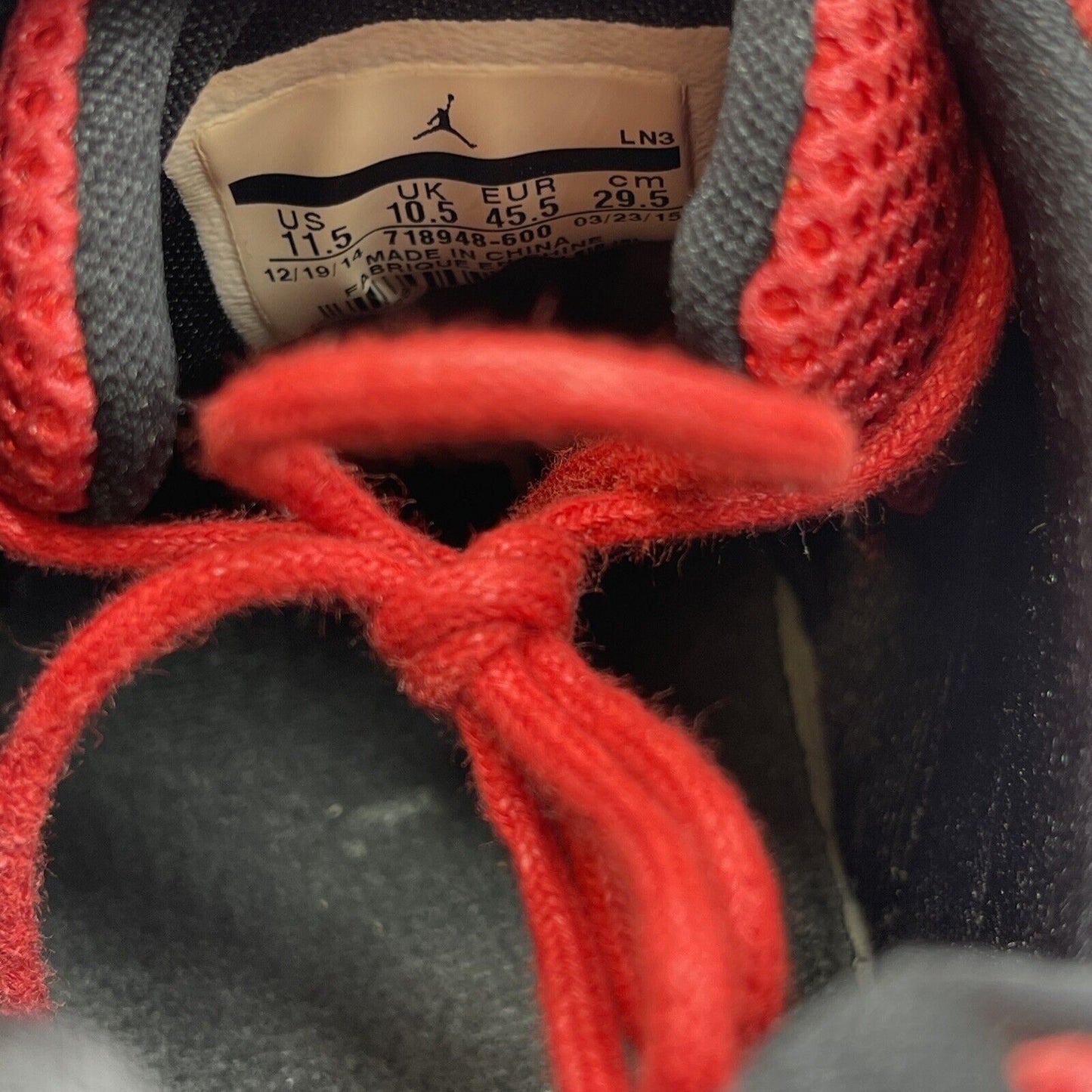 Size 11.5 - Jordan Future 3M Low University Red Black White Suede (718948-600)