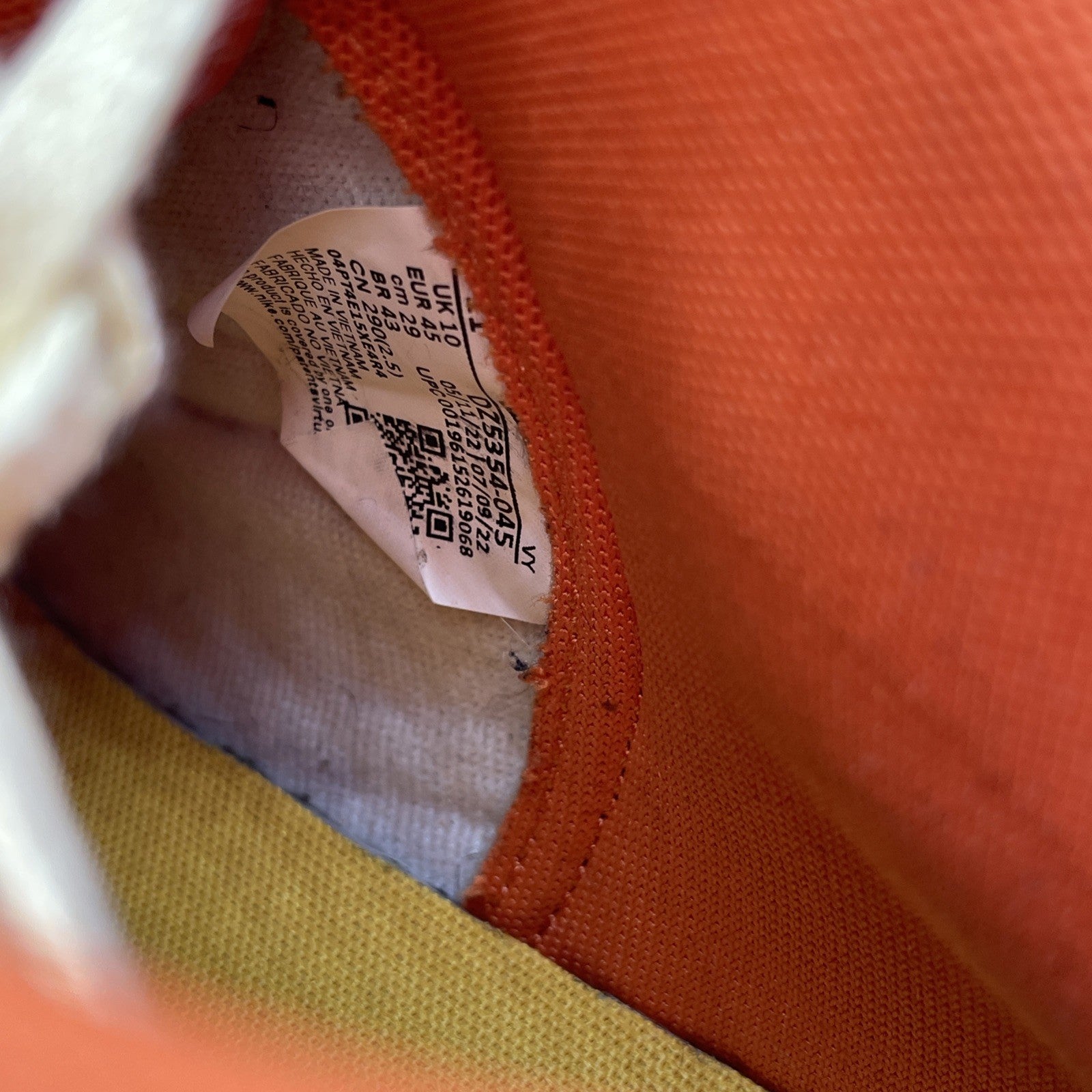 Size 11 - Nike Dunk High Somos Familia (DZ5354-045)