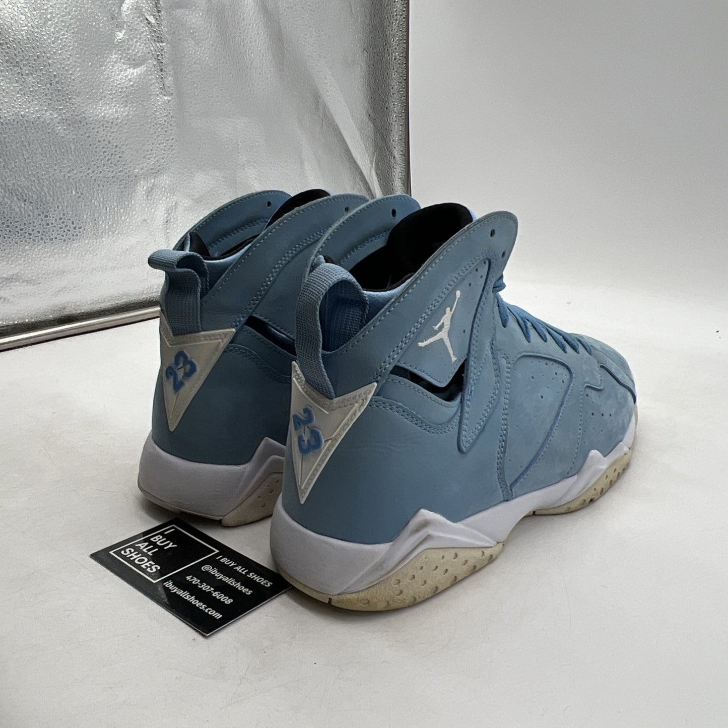Size 10.5 - Air Jordan 7 Retro Pantone (304775-400)