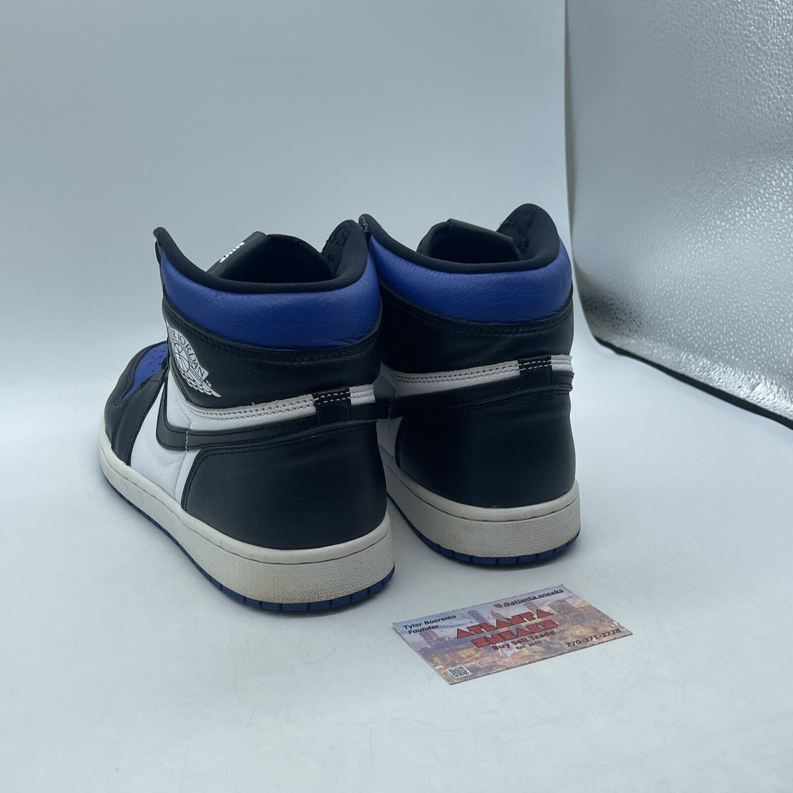 Size 10.5 - Jordan 1 Retro OG High Royal Toe Blue White Leather (555088-041)