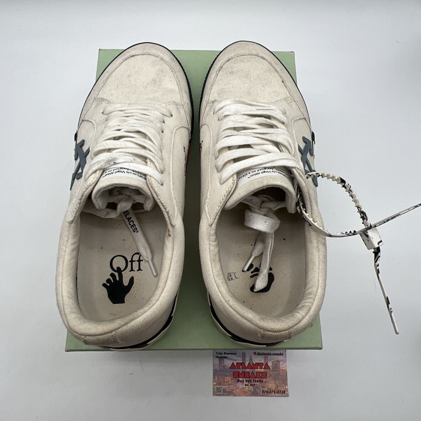 Off-White Vulc Low Light Blue Design White Sneakers