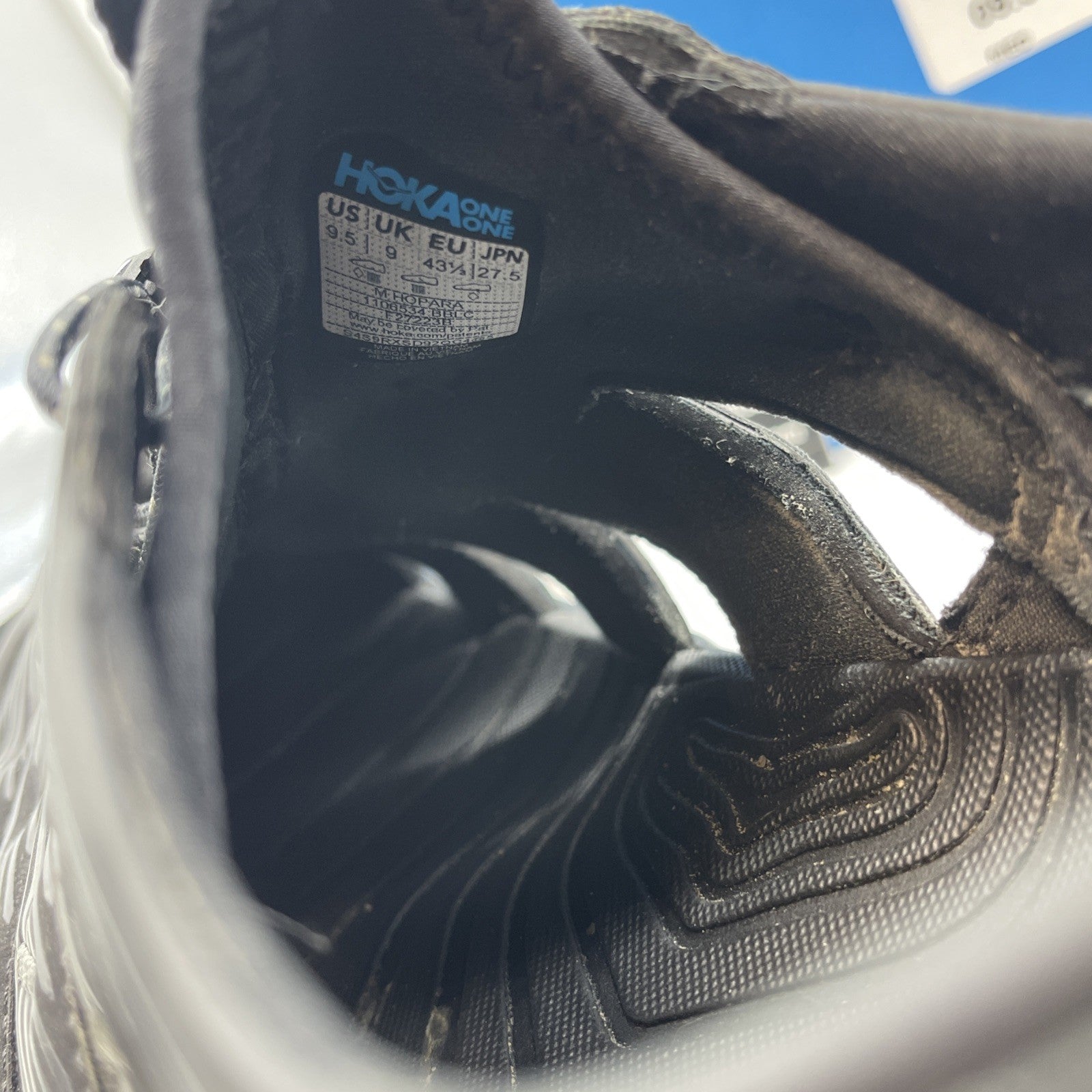 Size 9.5 - Hoka One One Hopara Black (1106534)
