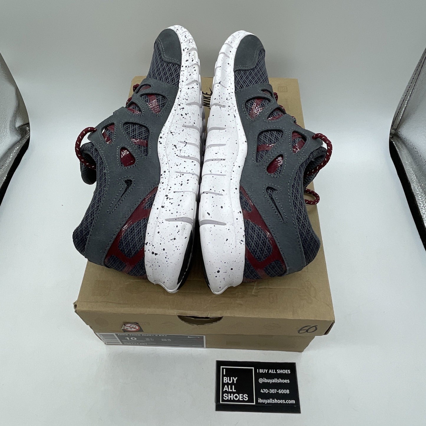 Size 10 - Nike Free Run 2 gray and crimsom red (555174-061)