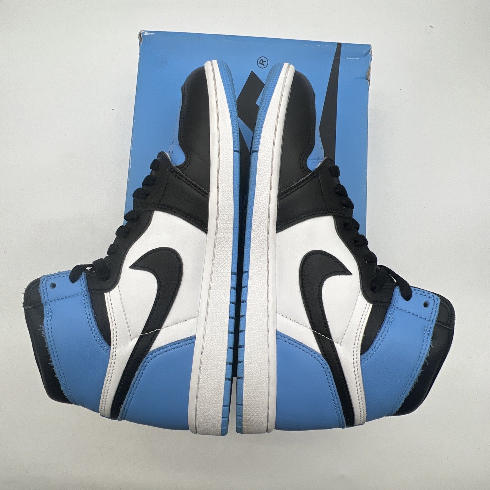 Size 10.5 - Air Jordan 1 Retro OG High UNC Toe (DZ5485-400)