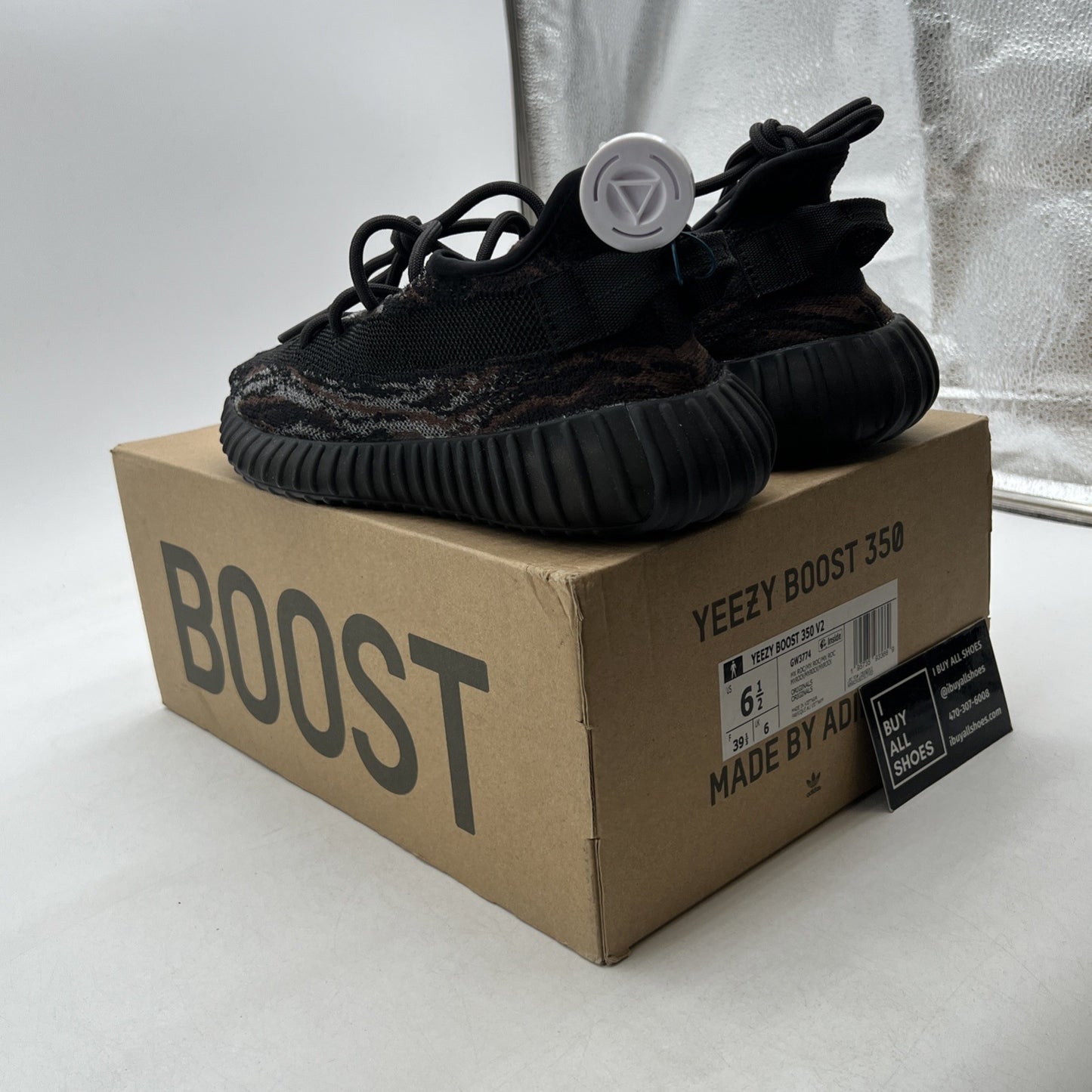 Size 6.5 - adidas Yeezy Boost 350 V2 Low MX Rock (GW3774)