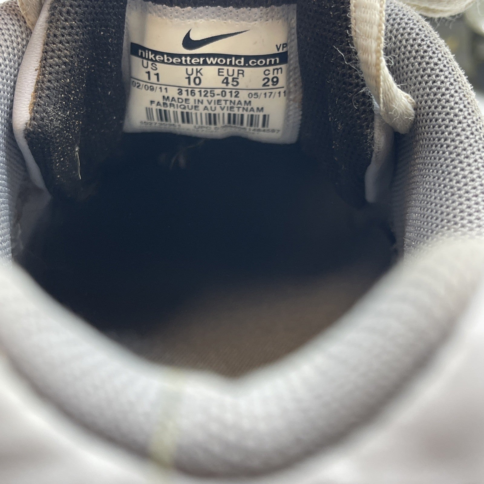 Size 11 - Nike Air Max Torch 5 Mens Running Athletic Grey Silver (316125-012)