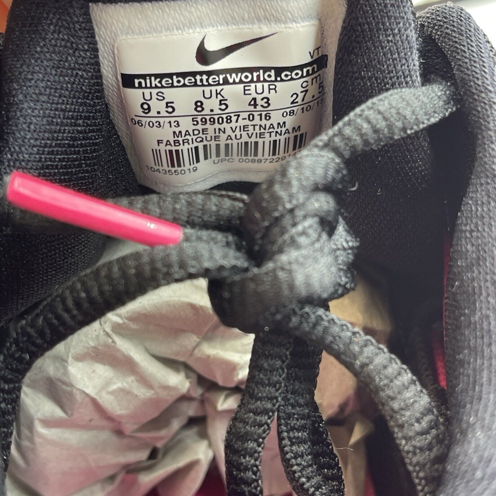 Size 9.5 - Nike Free Run Trainers 7.0  Black Pink White Leather (599087-016)
