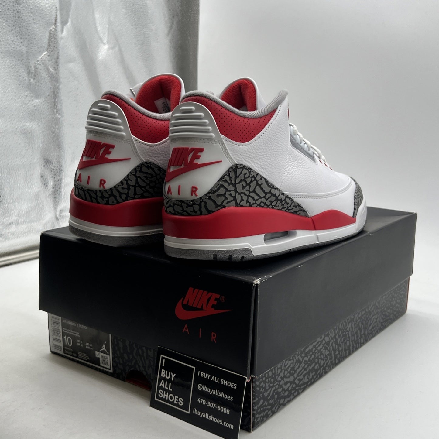 Size 10 - Air Jordan 3 Retro Mid Fire Red (DN3707-160)