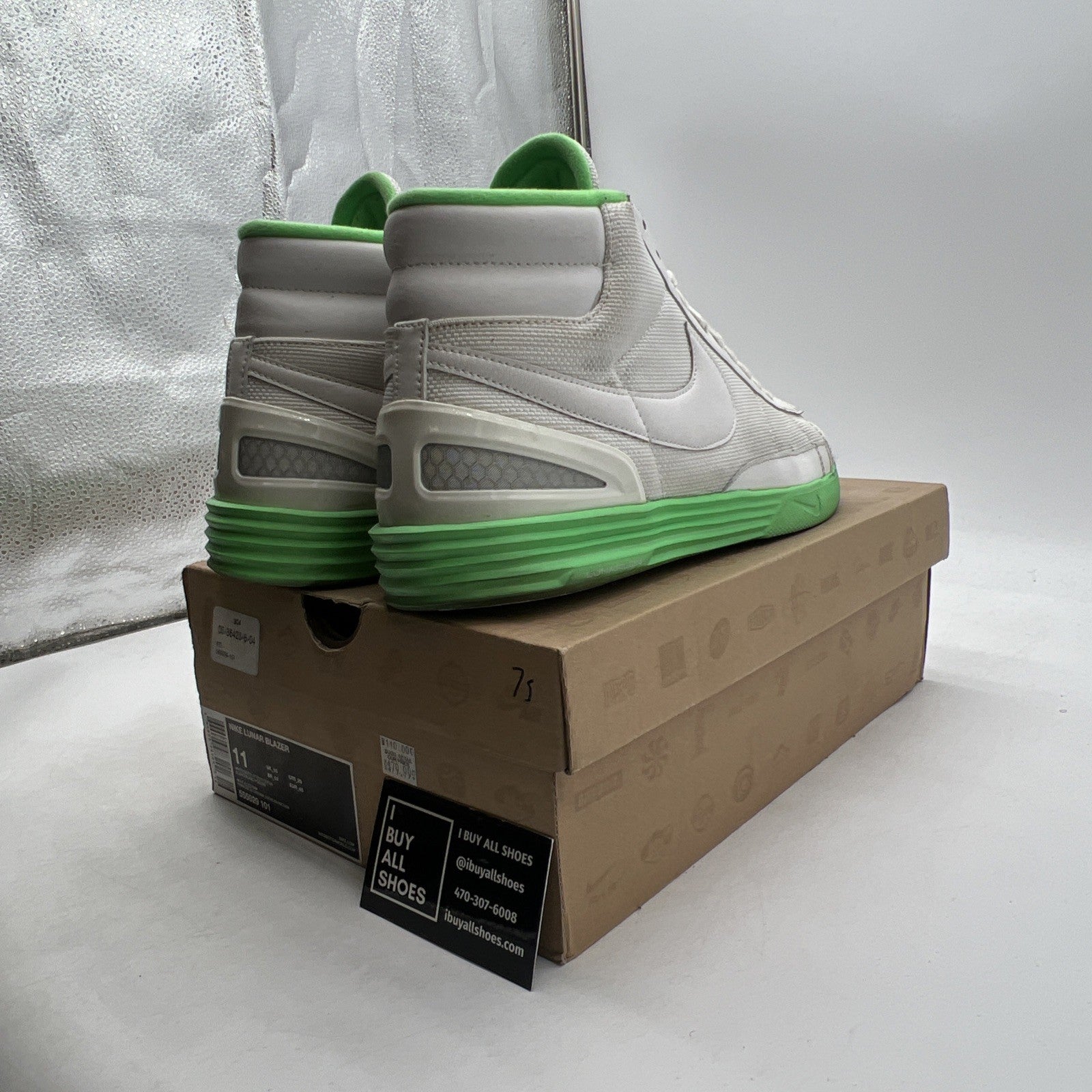 Size 11 - Nike Lunar Blazer White Poison Green (555029-101)