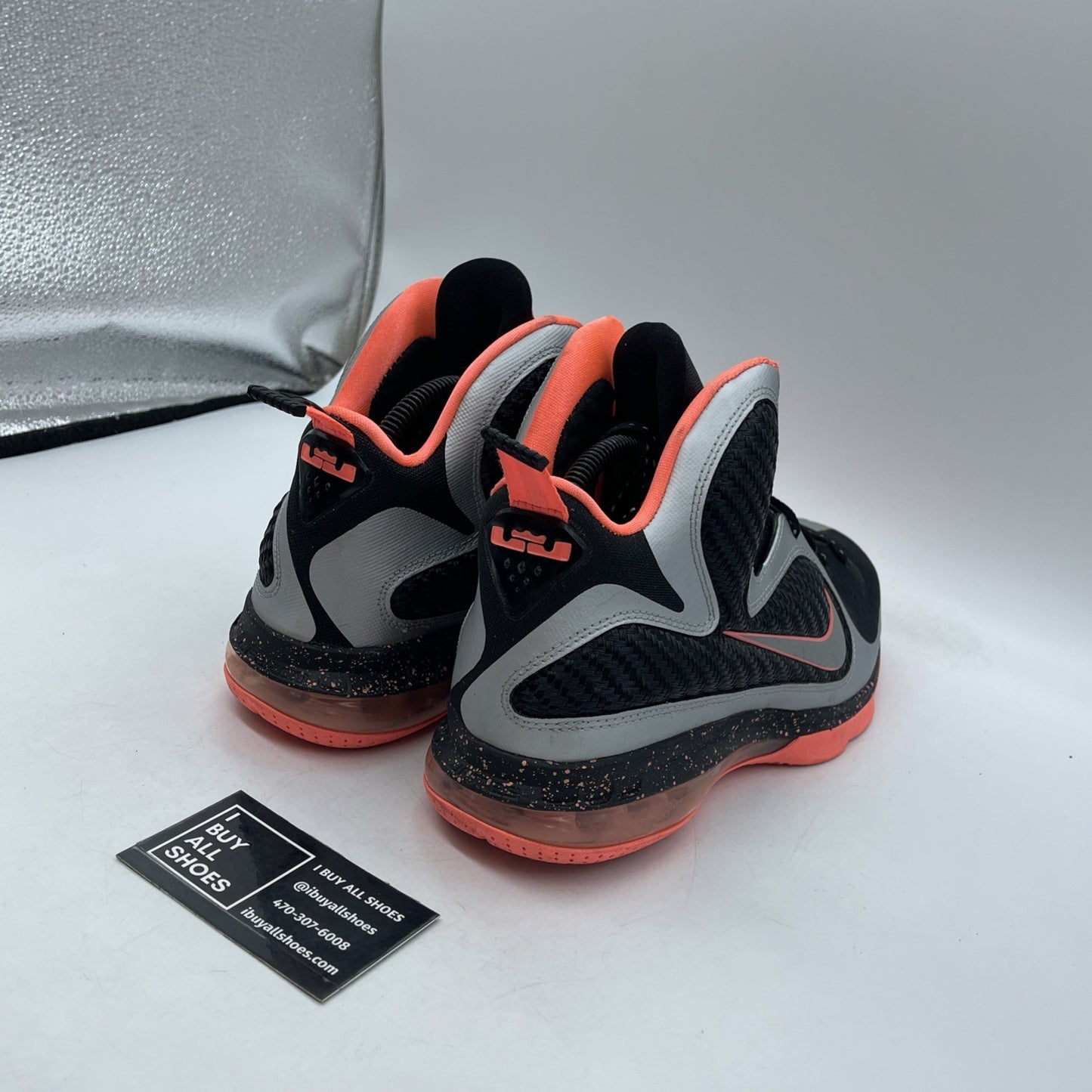 Size 8 - Nike Lebron 9 "Bright Mango" (489764-005)