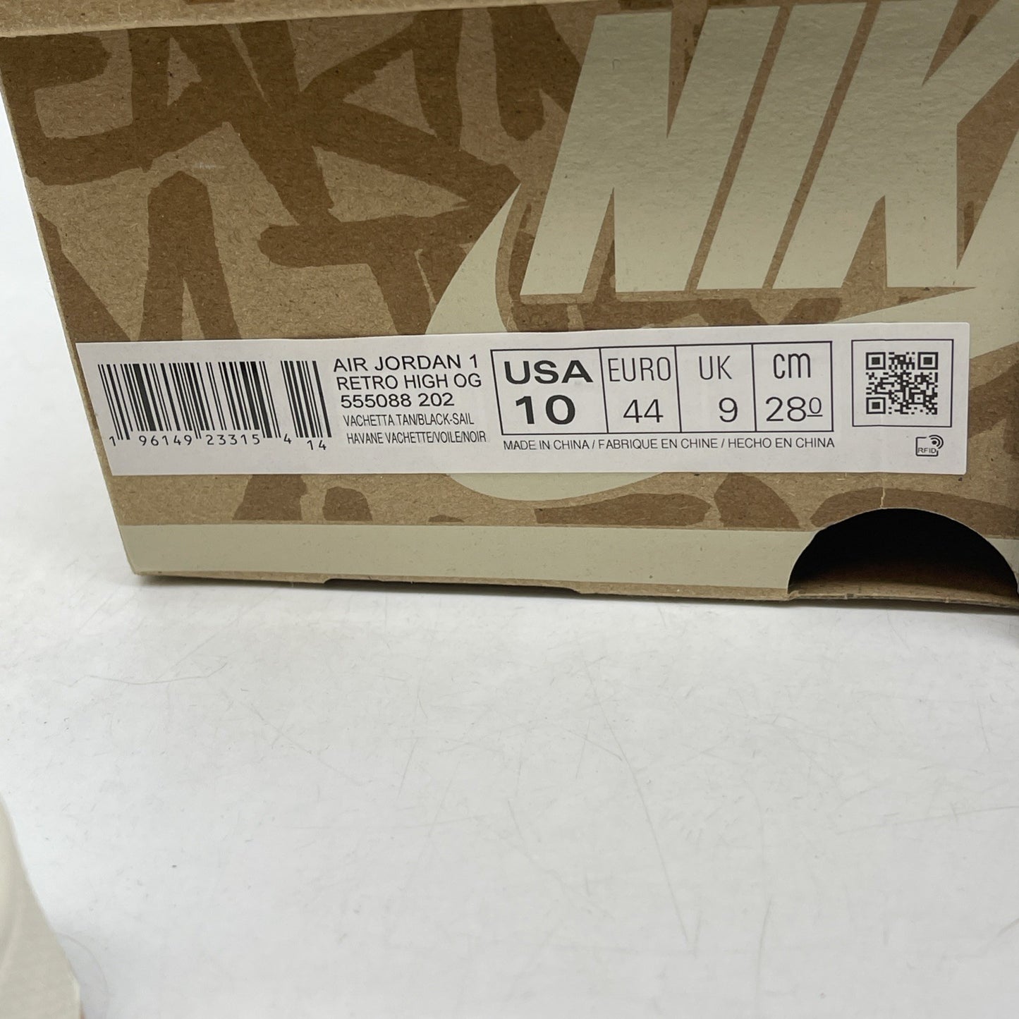 Size 10 - Air Jordan 1 Retro High OG Heirloom 2022 (555088-202)