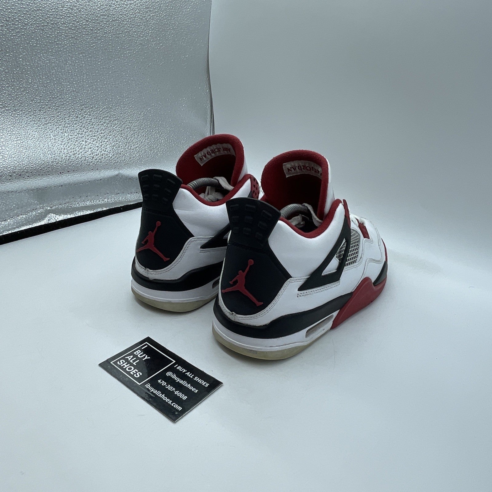 Size 9.5 - Air Jordan 4 Retro Fire Red 2012 (308497-110)