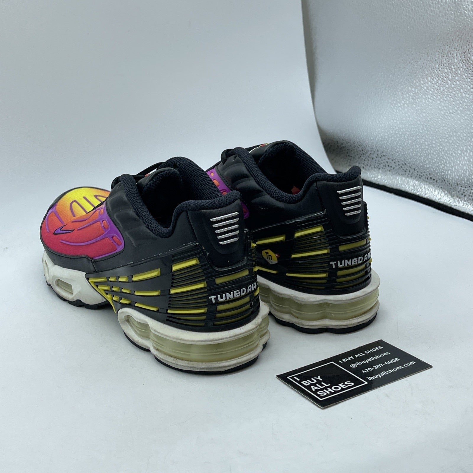Size 9.5 - Nike AIr Max Plus 3 Hyper Violet Suede Leather (CJ9684-003)