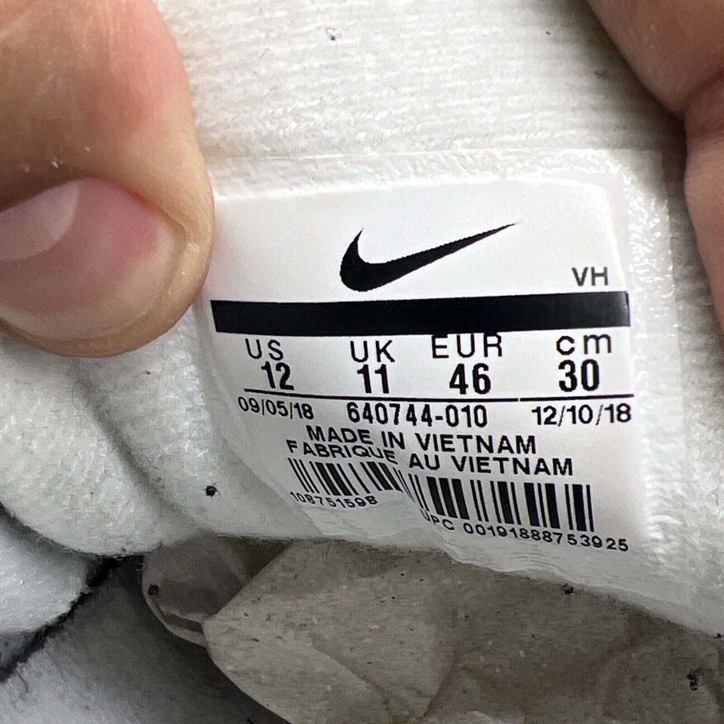 Size 12 - Nike Air Max 98 White Black (640744-010)