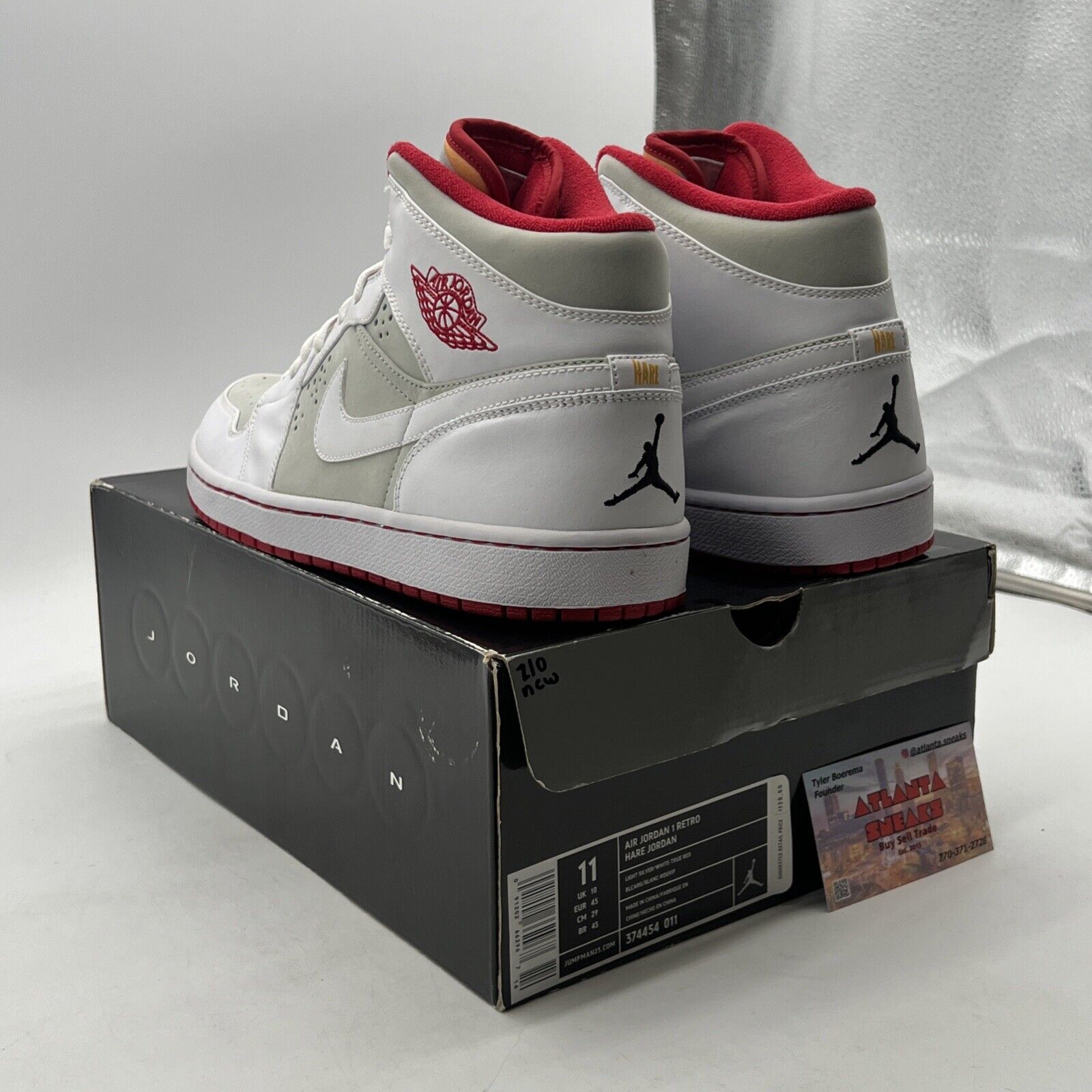 Size 11 - Air Jordan 1 Retro 2009 Hare (374454-011)