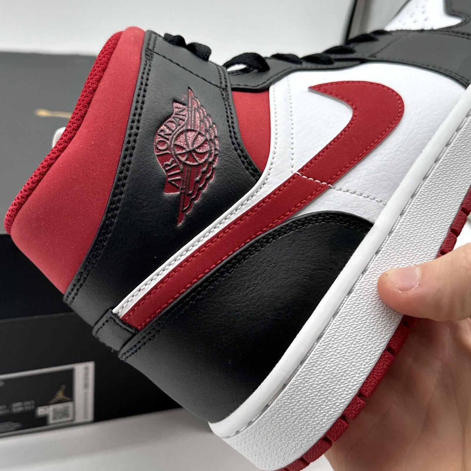 Size 10.5 - Jordan 1 Mid Metallic Red Gym Red Black Suede Leather Mid Blanc OG