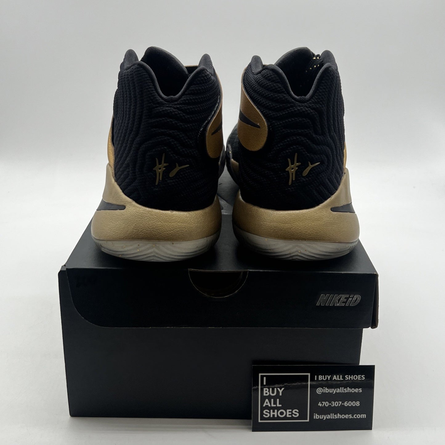 Size 9.5 - Nike Kyrie 2 ID Basketball Nike Black, Gold Rare (843253-981)