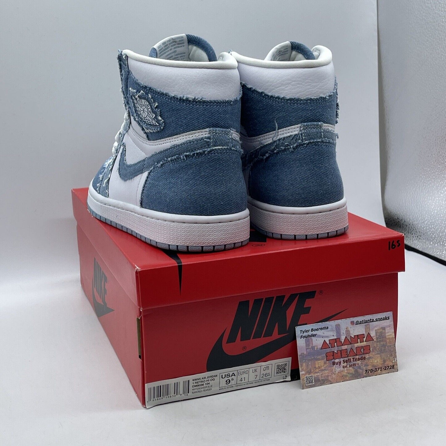 Size 9.5 - Jordan 1 High OG Denim 2022