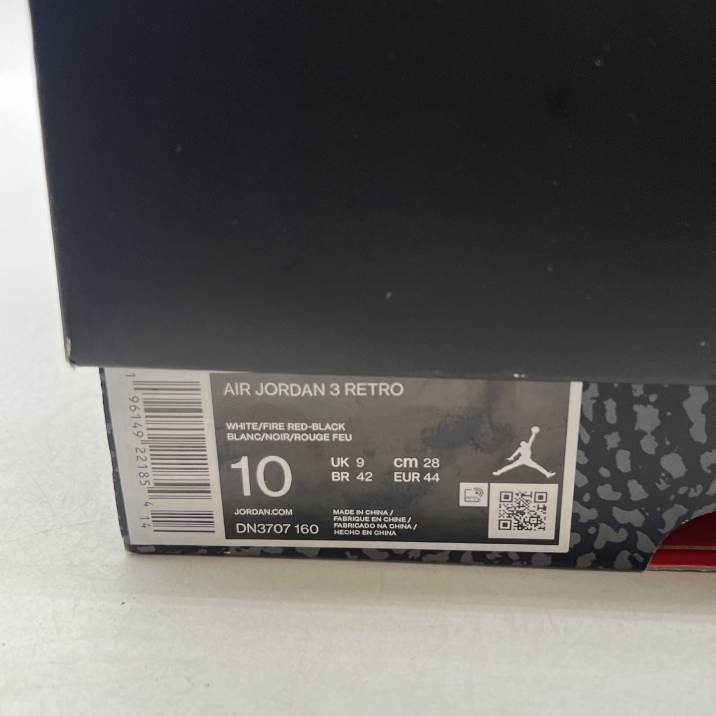 Size 10 - Air Jordan 3 Retro Mid Fire Red (DN3707-160)