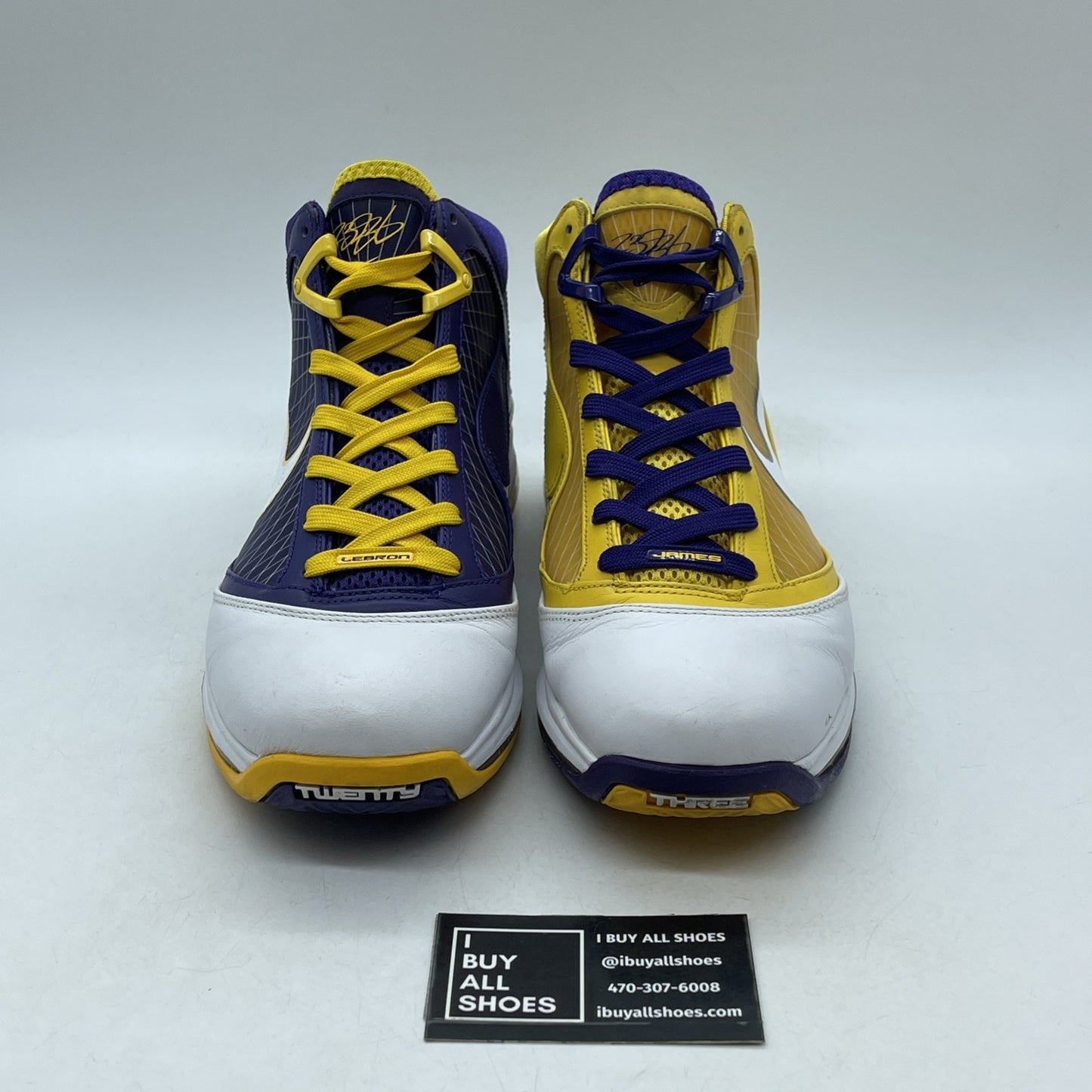 Size 9 - Nike LeBron 7 QS Media Day (CW2300-500)