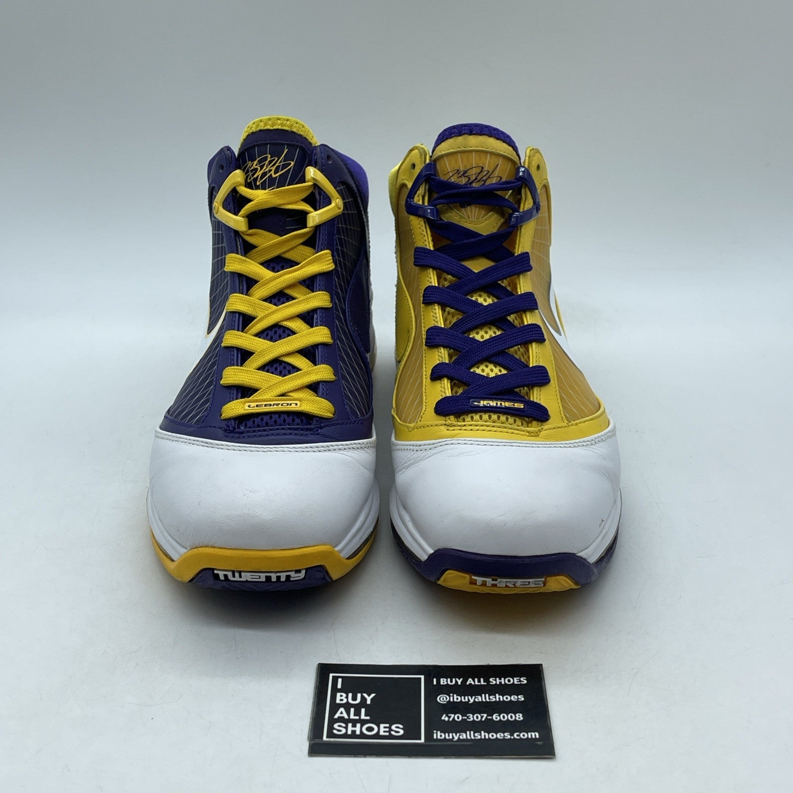 Size 9 - Nike LeBron 7 QS Media Day (CW2300-500)