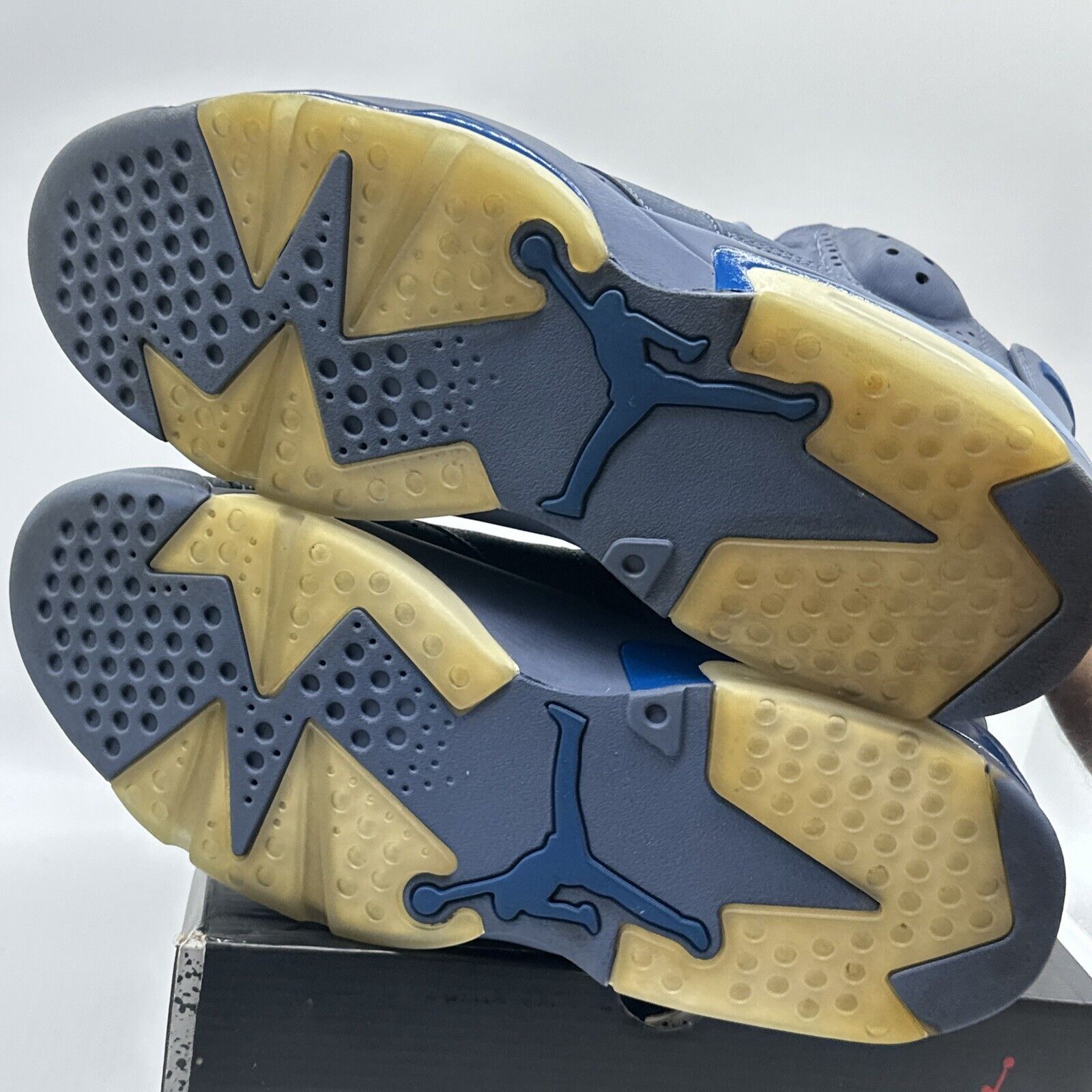 Size 12 - Jordan 6 Retro Jimmy Butler, Diffused Blue 2018 Rare Colroway OG With