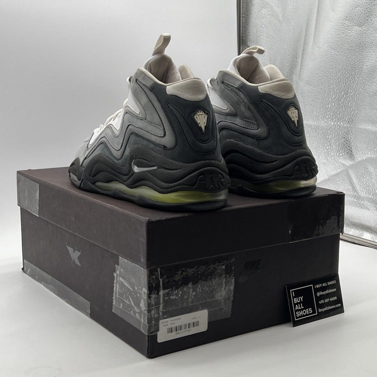 Size 13 - Nike Kith x Air Pippen 1 Friends & Family (AH1070-003)