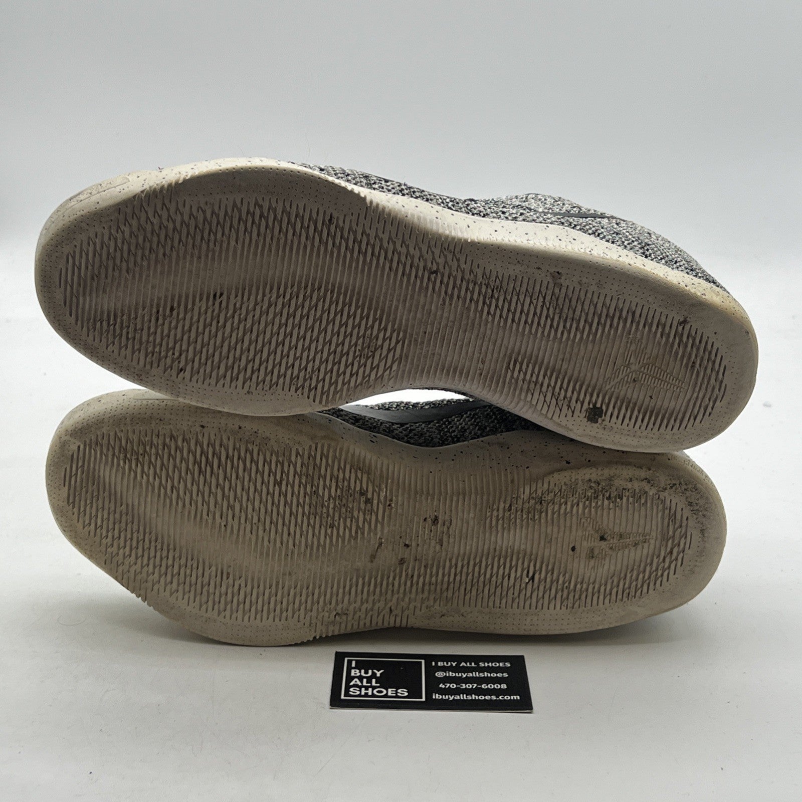 Size 13.5 - Nike Kobe 11 Elite Low Oreo (822675-100)