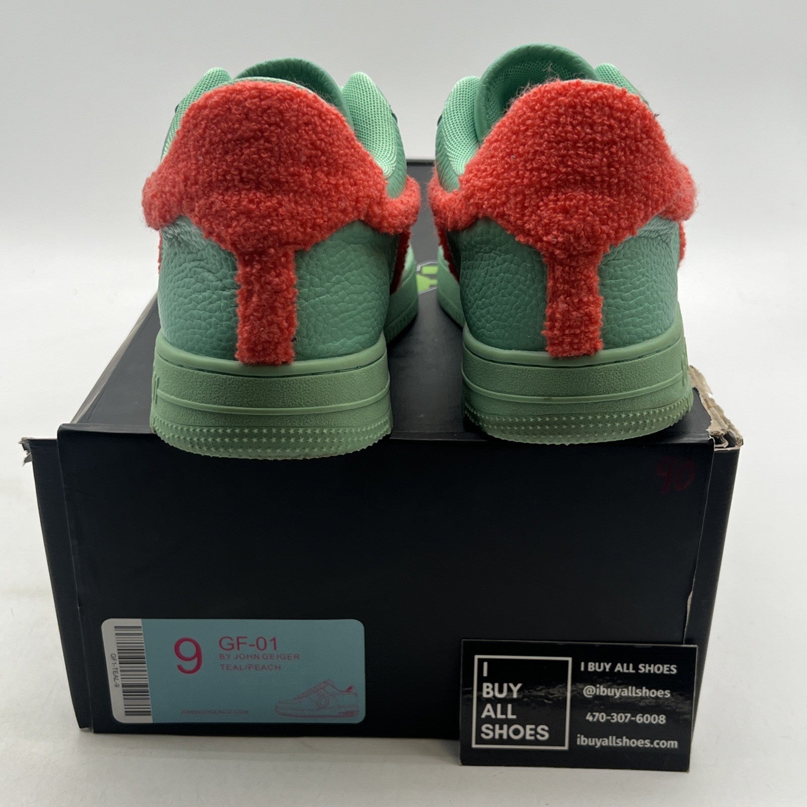 Size 9 - GF-01 By John Geiger 'Teal Pebbled Leather Peach Chenille'
