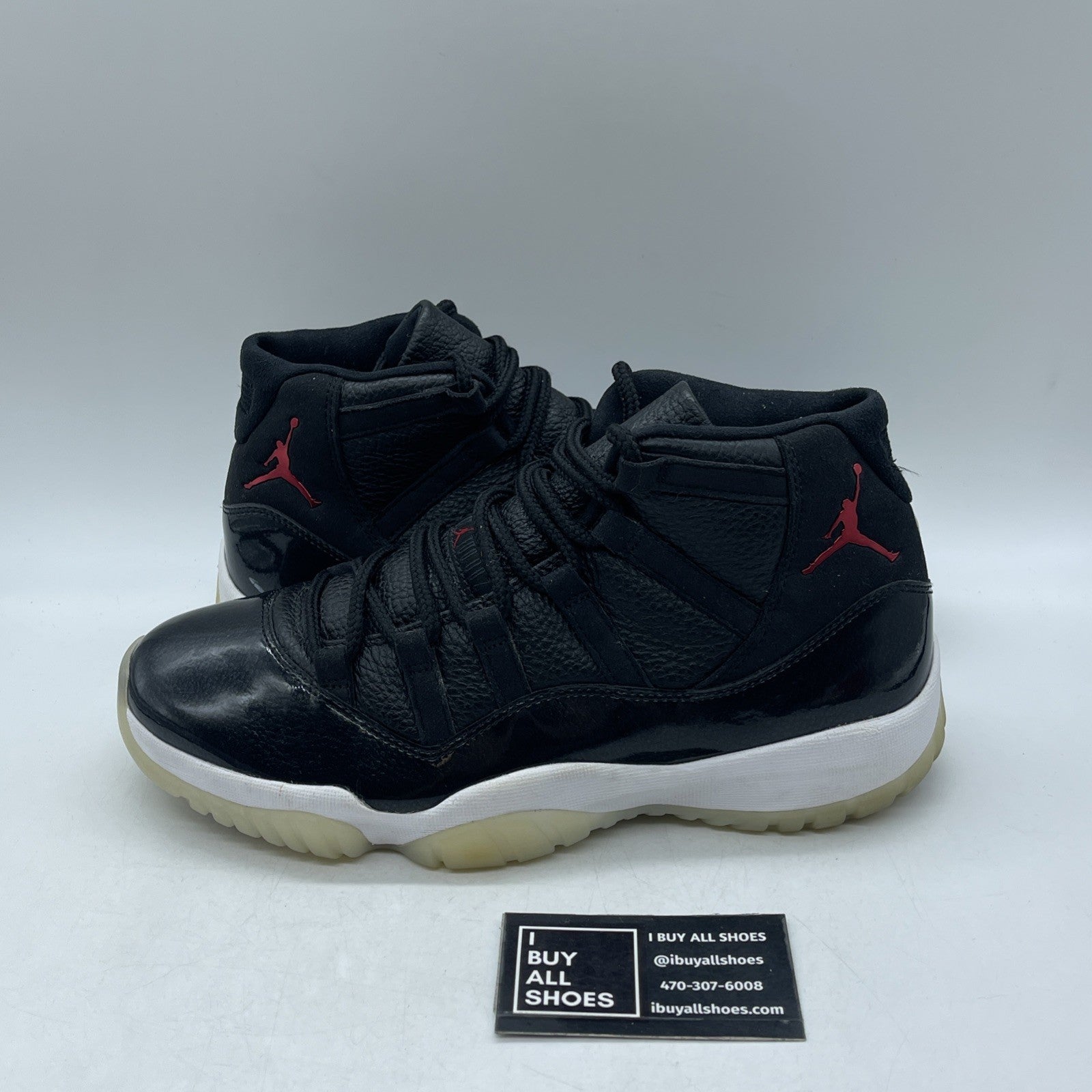 Size 9.5 -  Air Jordan 11 Retro 72-10 2015 (378037-002)
