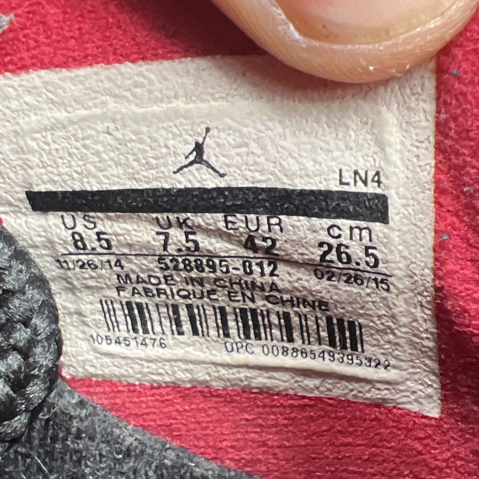 Size 8.5 - Air Jordan 11 Retro 2015 Low Bred (528895-012)