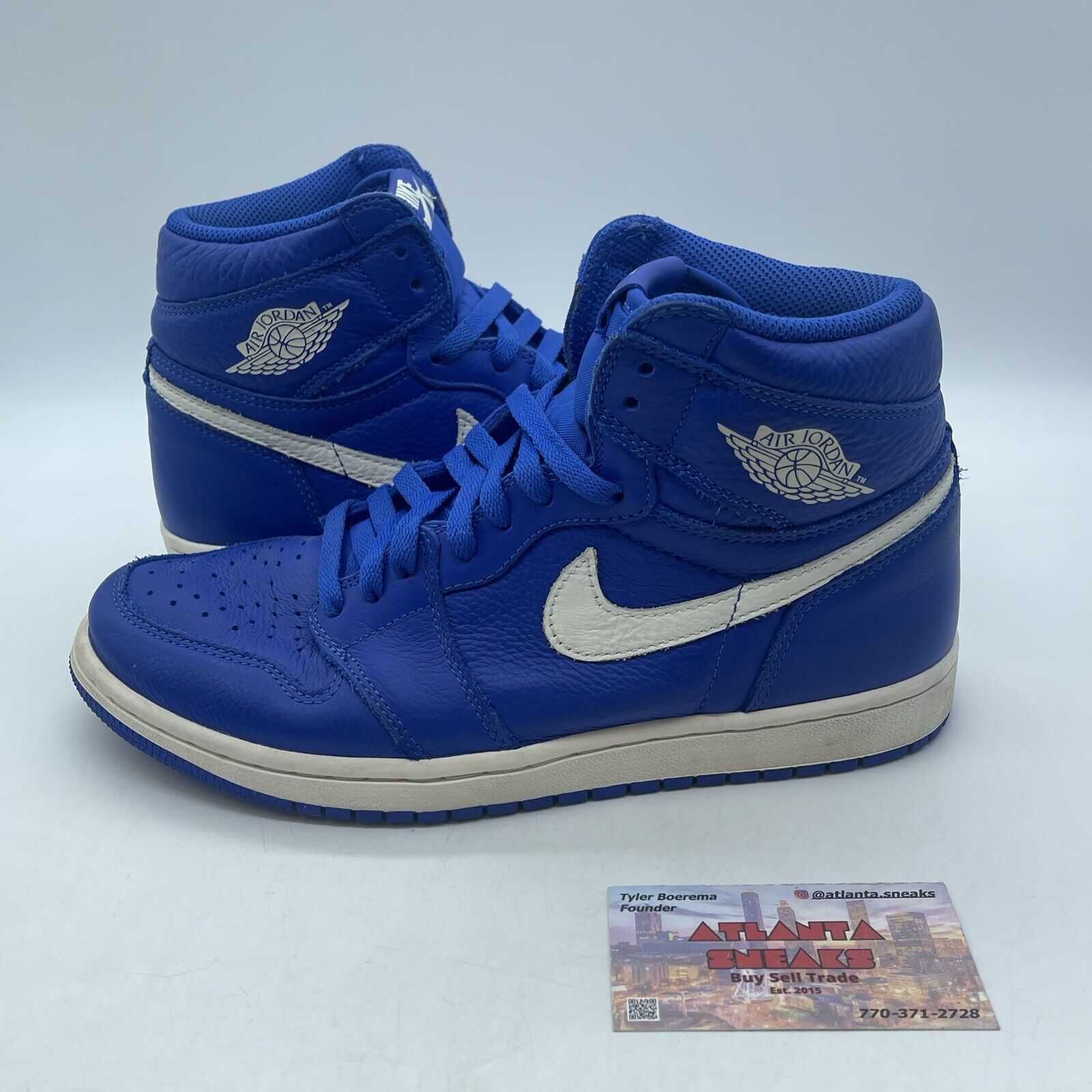 Size 8 - Air Jordan 1 Retro OG High Hyper Royal Blue White Leather (555088-401)