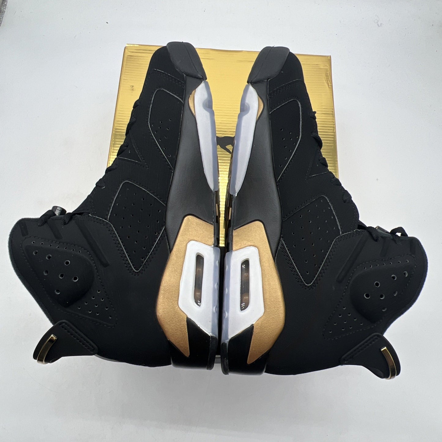 Size 10 - Air Jordan 6 Retro Defining Moments 2020 (CT4954-007)