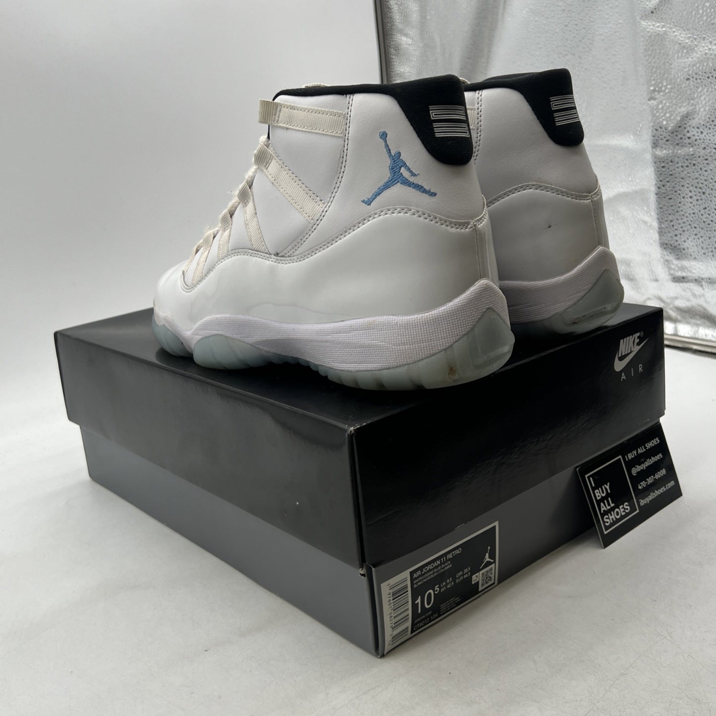 Size 10.5 - Air Jordan 11 Retro 2024 Legend Blue / Columbia (CT8012-104)