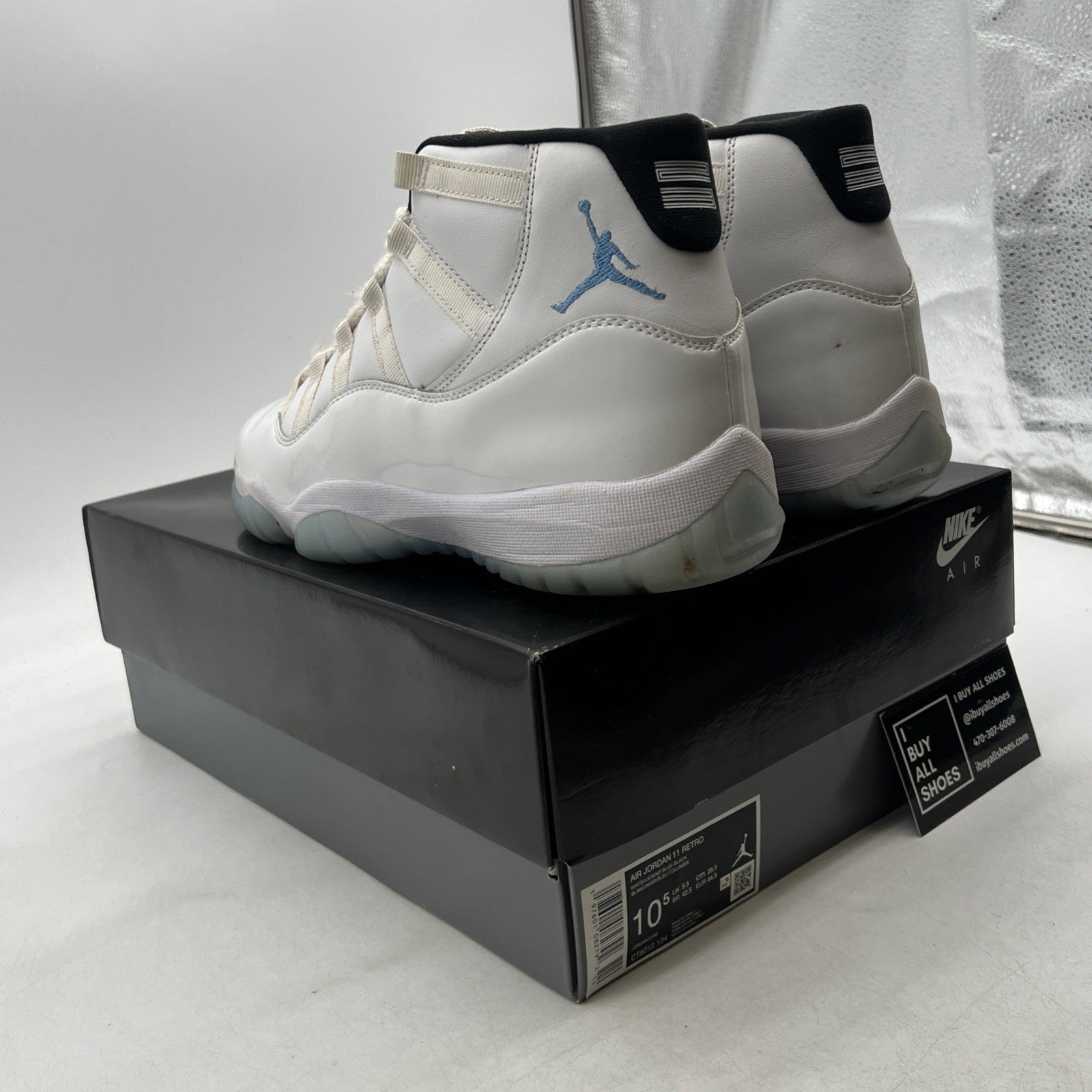 Size 10.5 - Air Jordan 11 Retro 2024 Legend Blue / Columbia (CT8012-104)