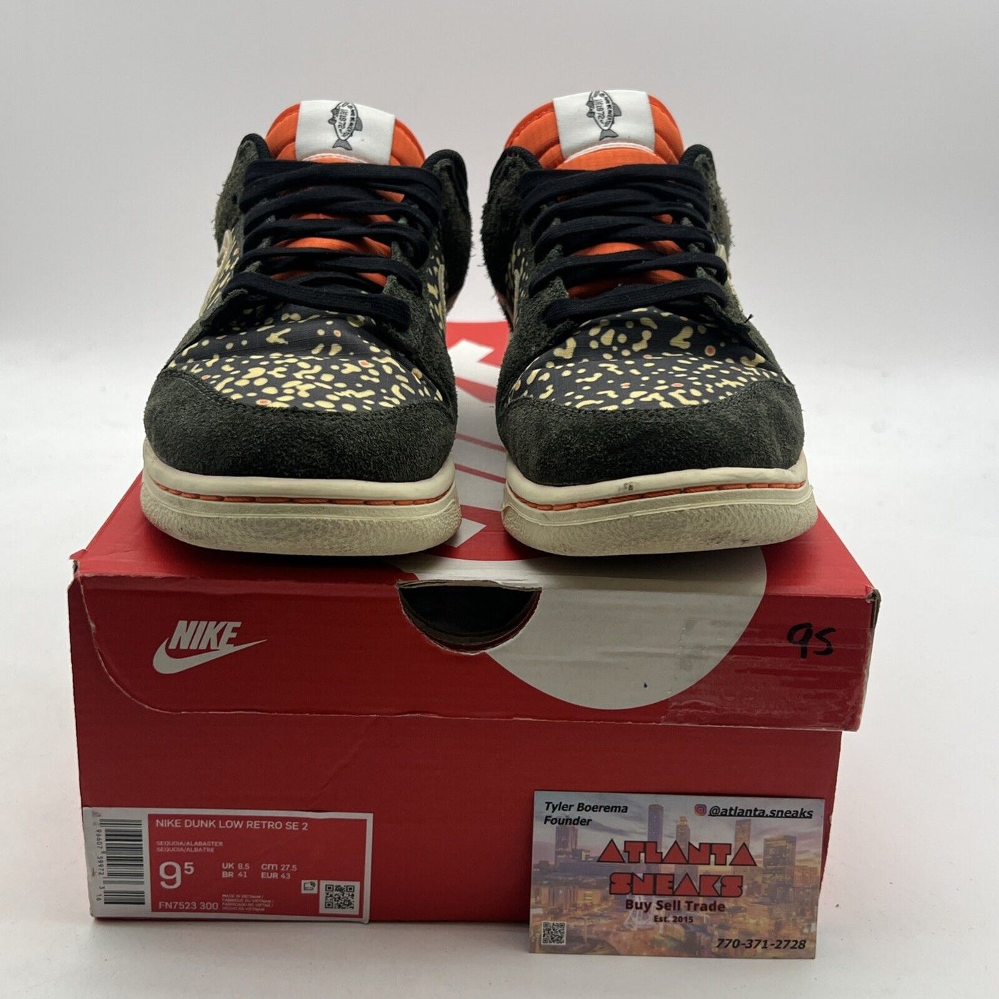 Size 9.5 - Nike Dunk SE Low Gone Fishing - Rainbow Trout (FN7523-400)