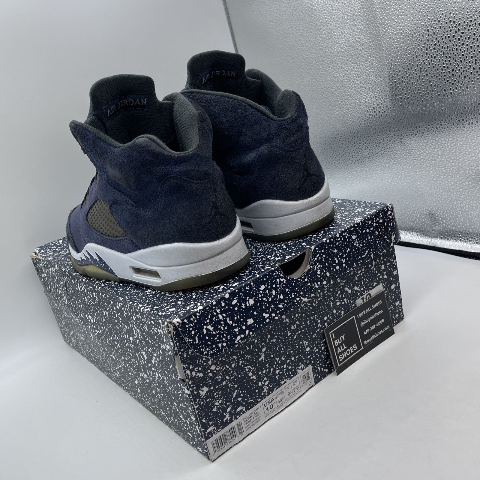 Size 10.5 - Air Jordan 5 Retro SE Midnight Navy Grey Suede (FD6812-400)