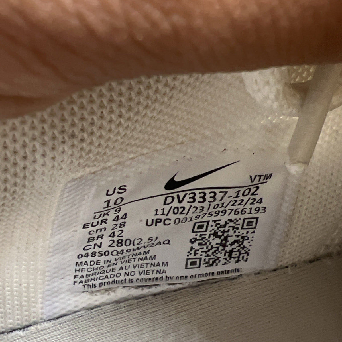 Size 10 - Nike Air Max DN Platinum Royal (DV3337-102)