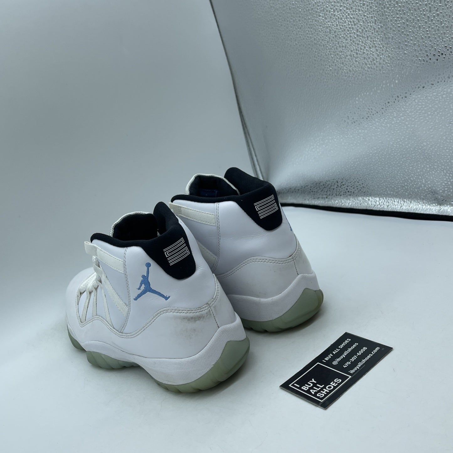 Size 9.5 - Air Jordan 11 Retro High Legend Blue (378037-117)