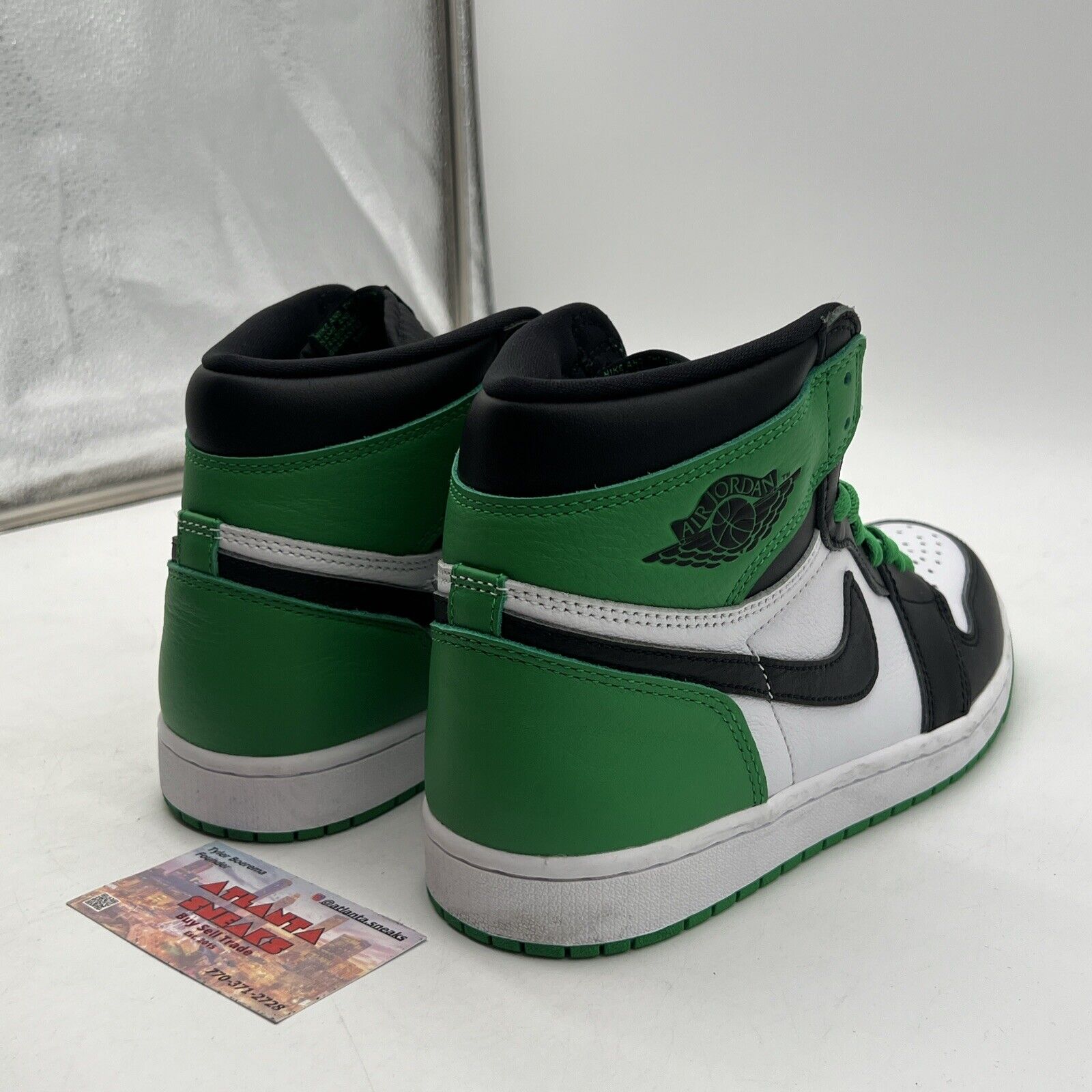 Size 9.5 - Air Jordan 1 Retro OG High Lucky Green Black White (DZ5485-031)