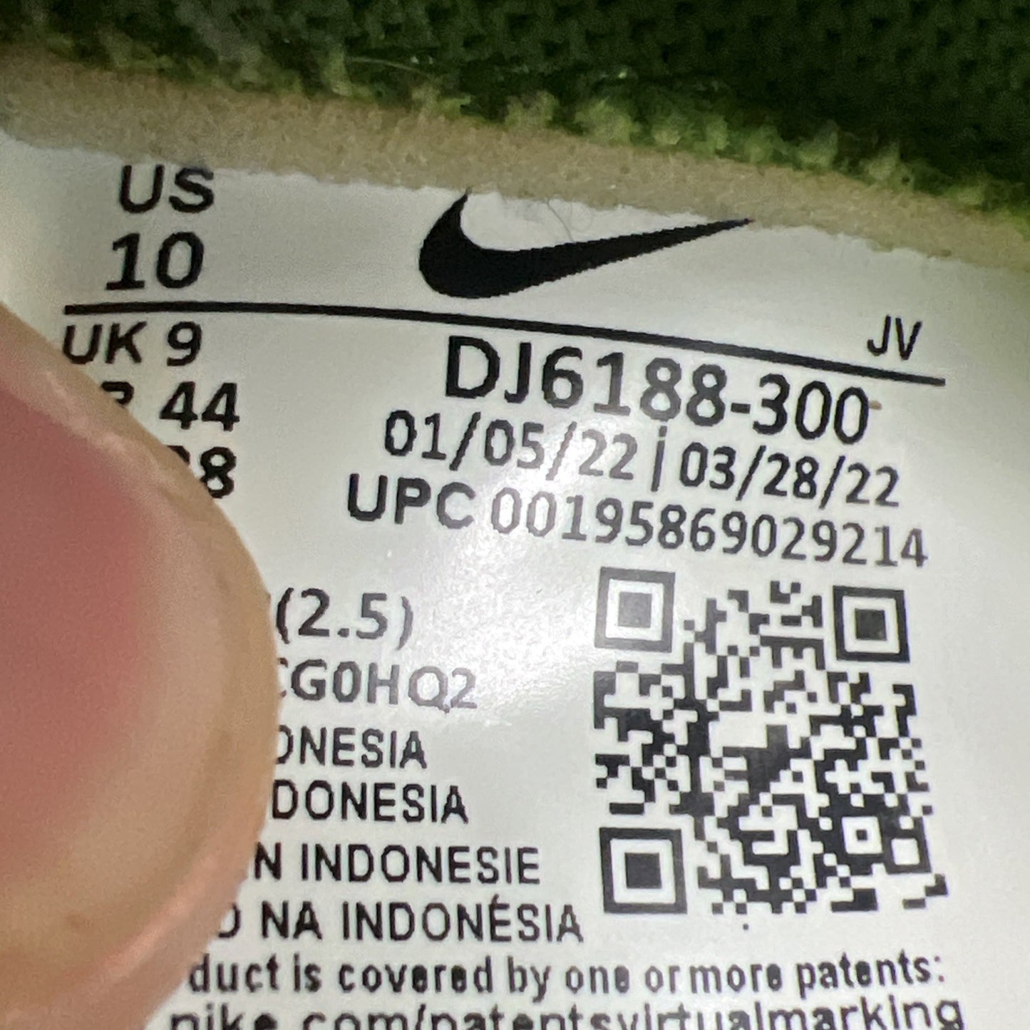 Size 10 - Nike Dunk Low Chlorophyll (DJ6188-300)