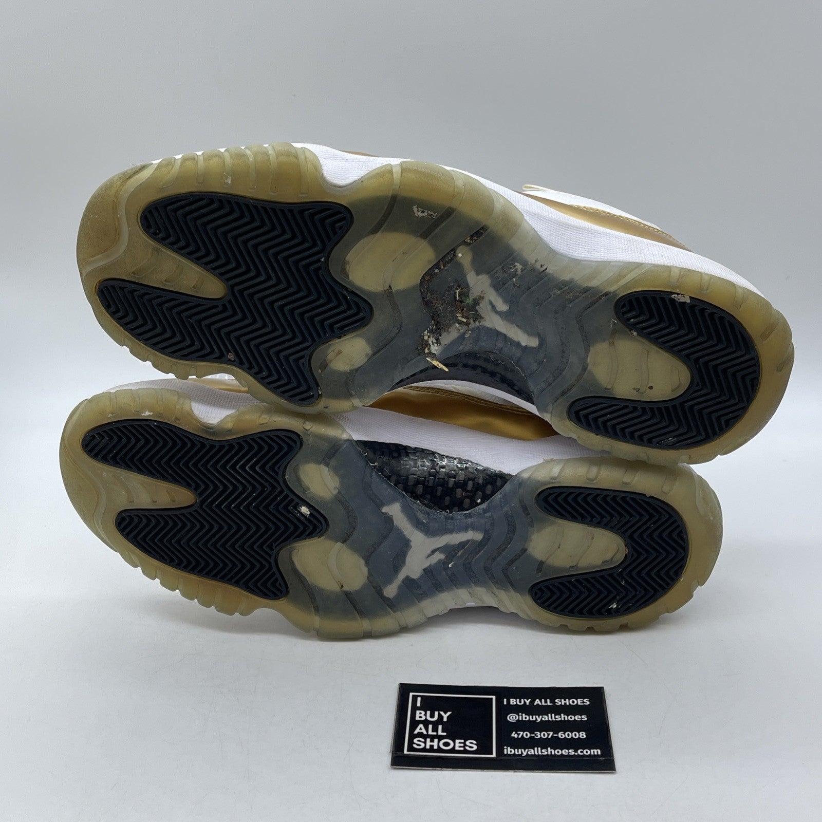 Size 10.5 - Air Jordan 11 Retro Low Closing Ceremony Leather (528895-103)