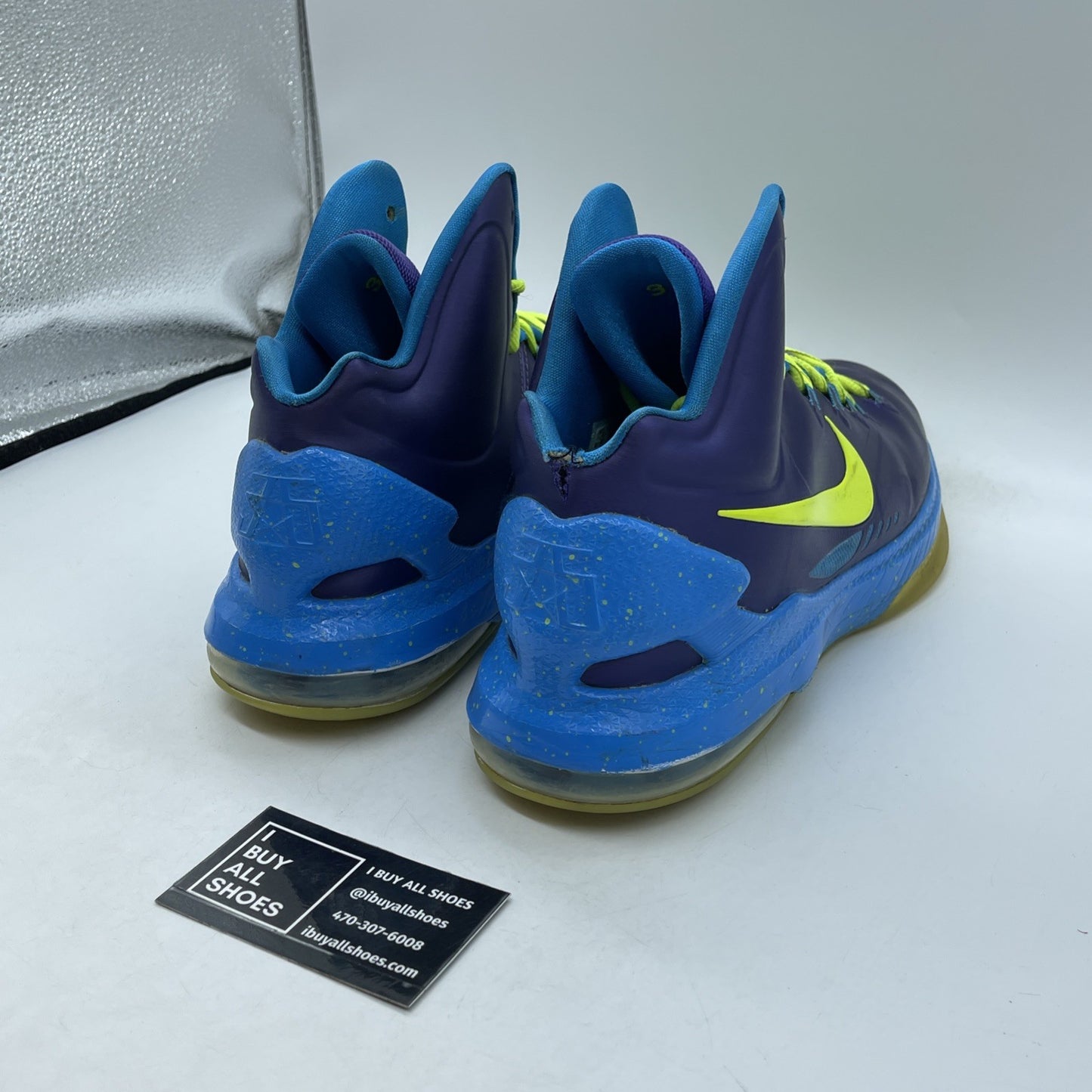Size 12 - Nike ID Air Max Premiere Basketball Sneakers (607467-991)