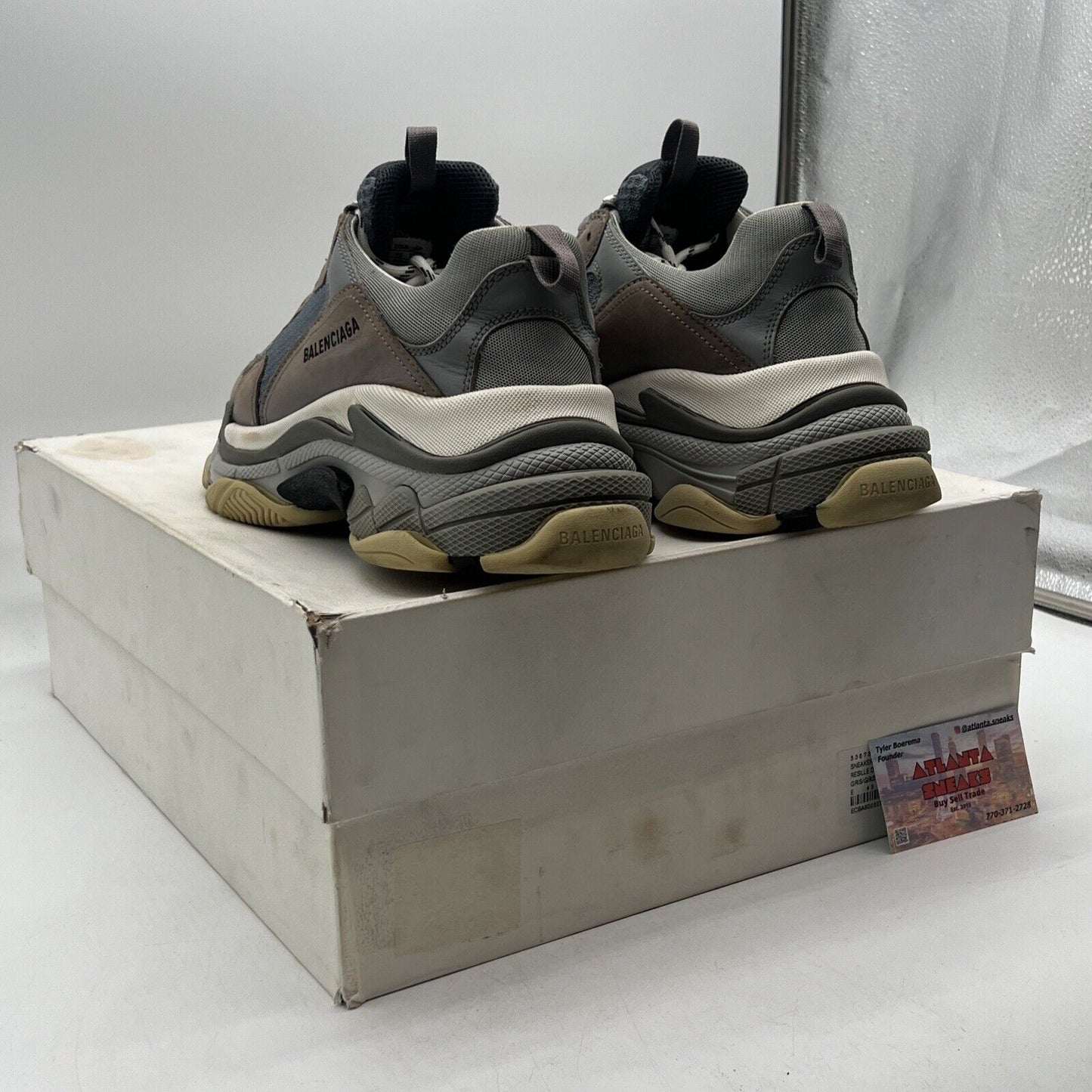 Size 10 - Balenciaga Triple S Sneaker 2018 Grey