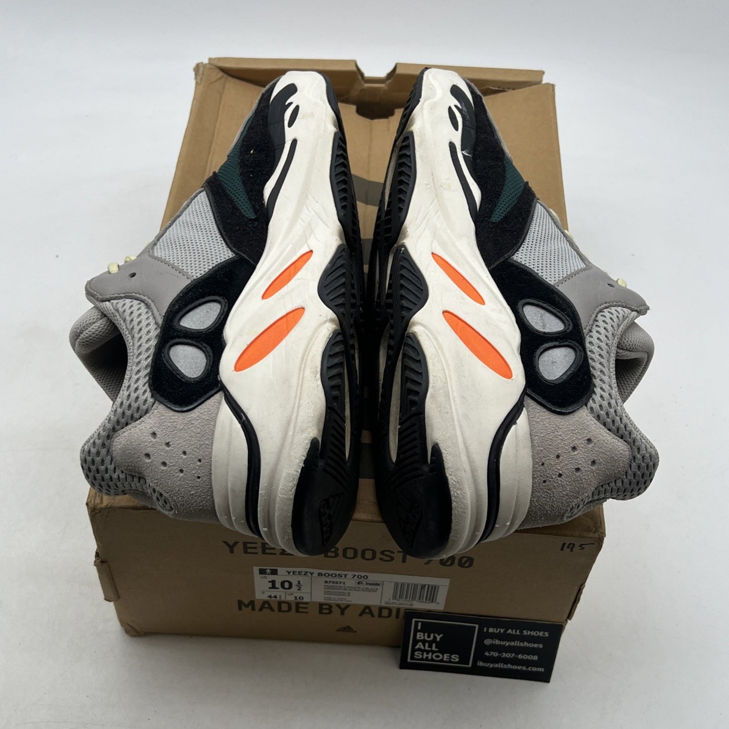 Size 10.5 - adidas Yeezy Boost 700 Low Wave Runner (B75571)