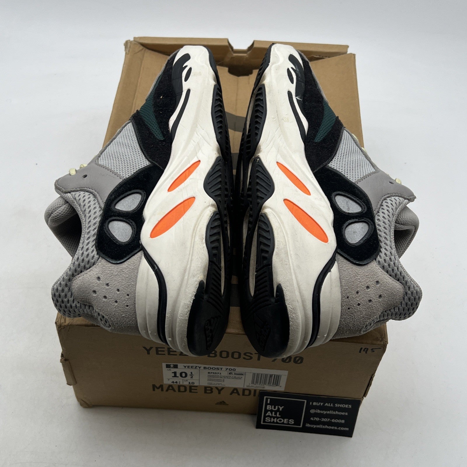 Size 10.5 - adidas Yeezy Boost 700 Low Wave Runner (B75571)